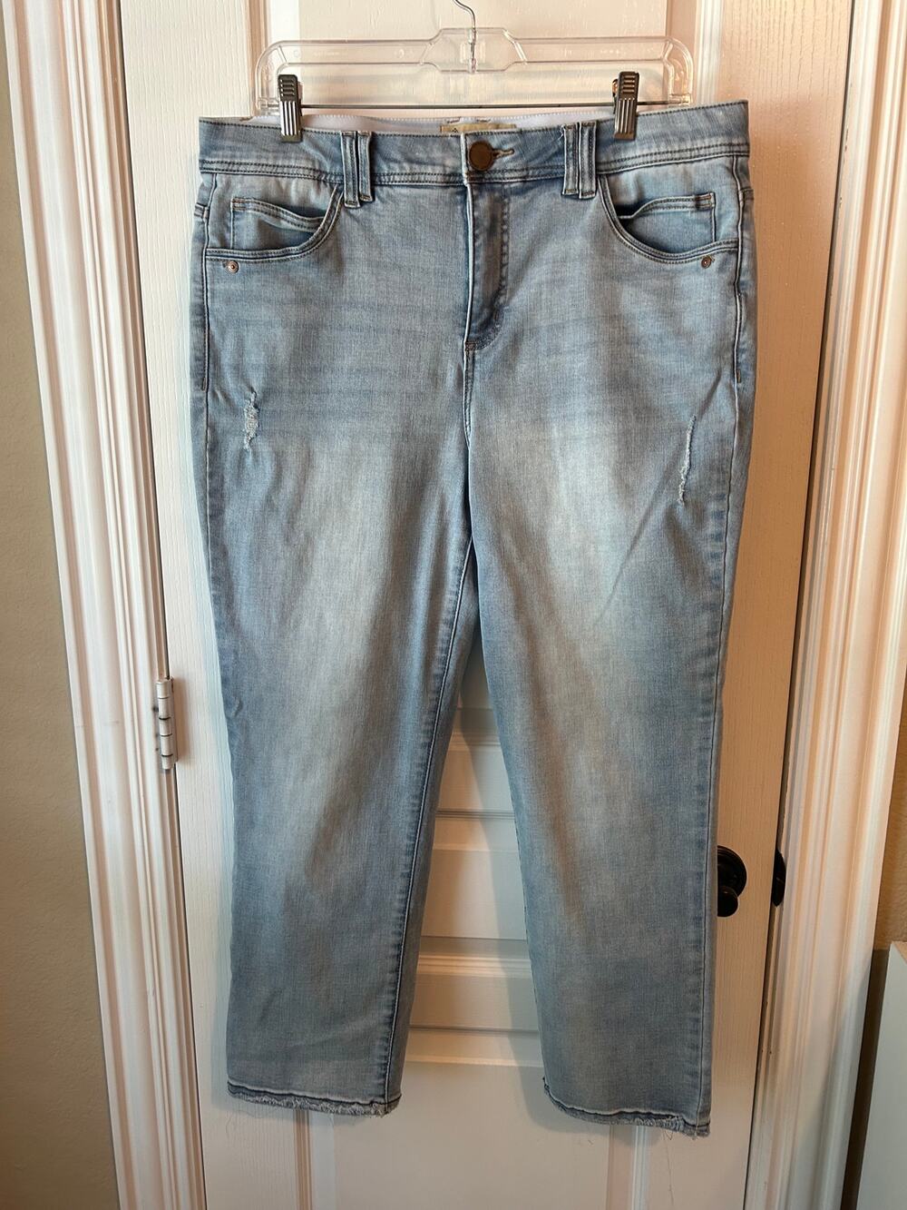 Democracy Light Washed Cropped Ab Solution 16 Jeans Stretchy